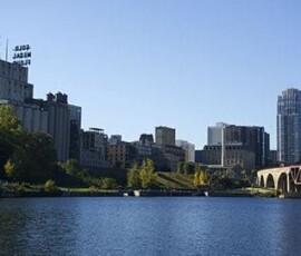 Stone-Arch-Bridge_Mississippi-River-Cruises_Fall_1